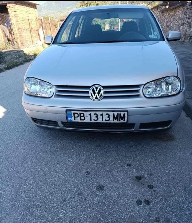 VW Golf, снимка 1 - Автомобили и джипове - 48360756