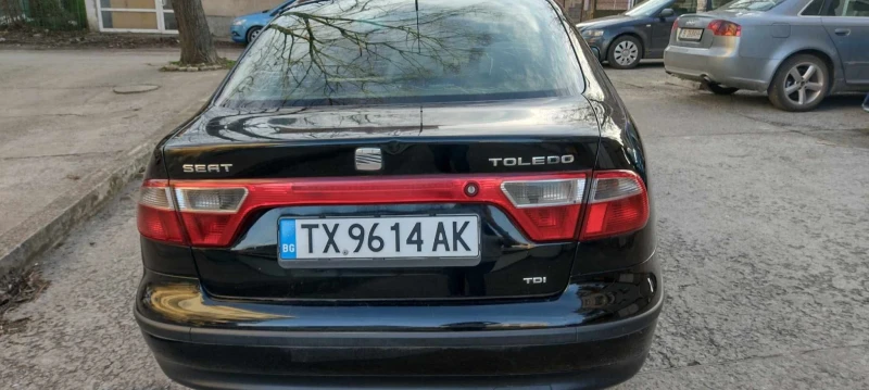 Seat Toledo 1.9tdi, снимка 6 - Автомобили и джипове - 49275011