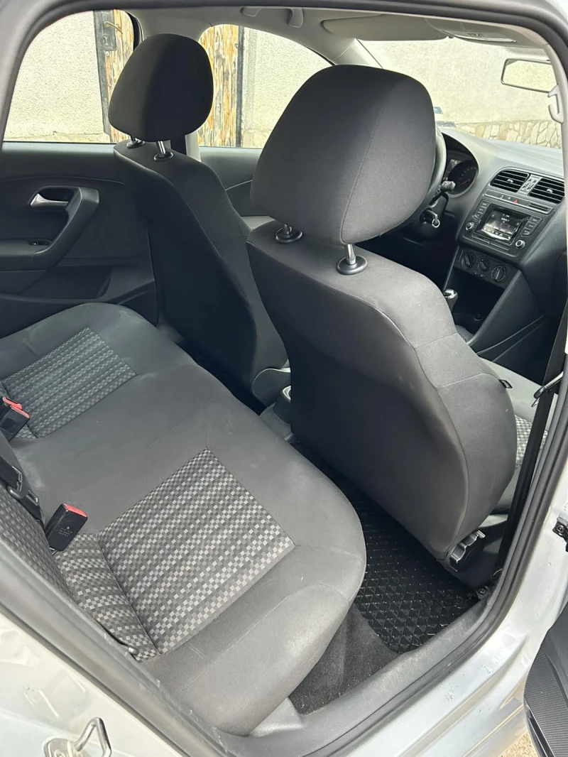 VW Polo, снимка 12 - Автомобили и джипове - 50730097