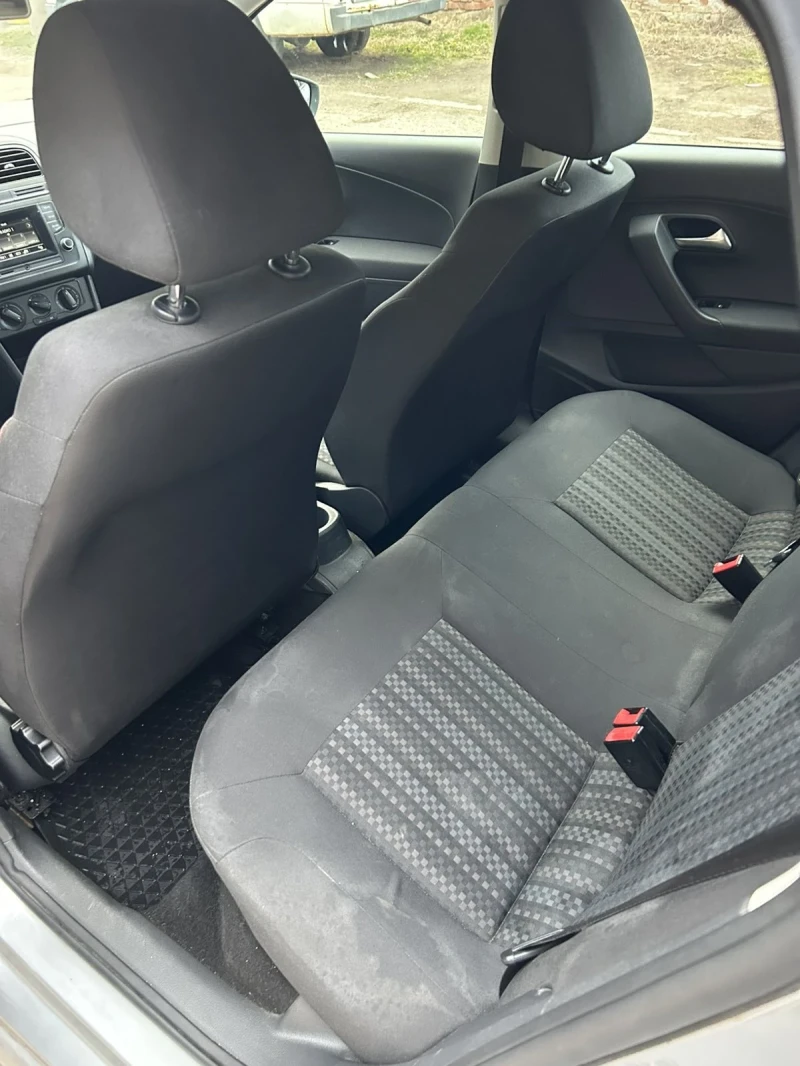 VW Polo, снимка 11 - Автомобили и джипове - 50730097