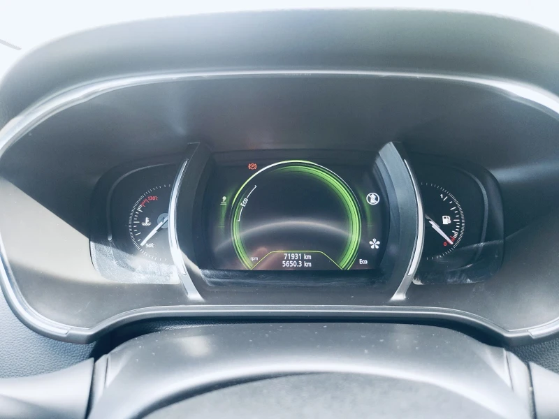 Renault Megane, снимка 7 - Автомобили и джипове - 52555495