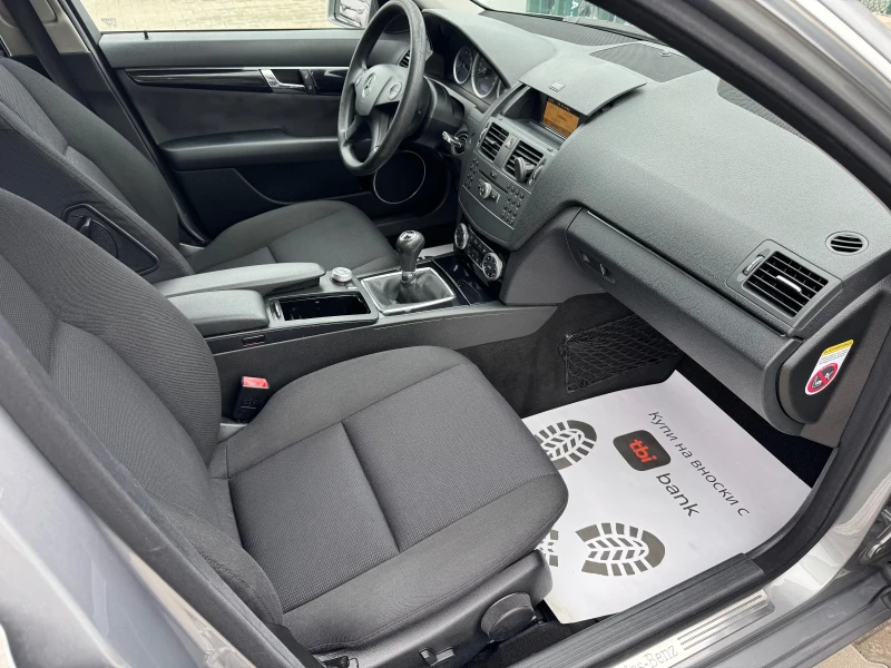Mercedes-Benz C 220 CDI 170к.с ЕВРО5 Ръчка, снимка 10 - Автомобили и джипове - 52831588