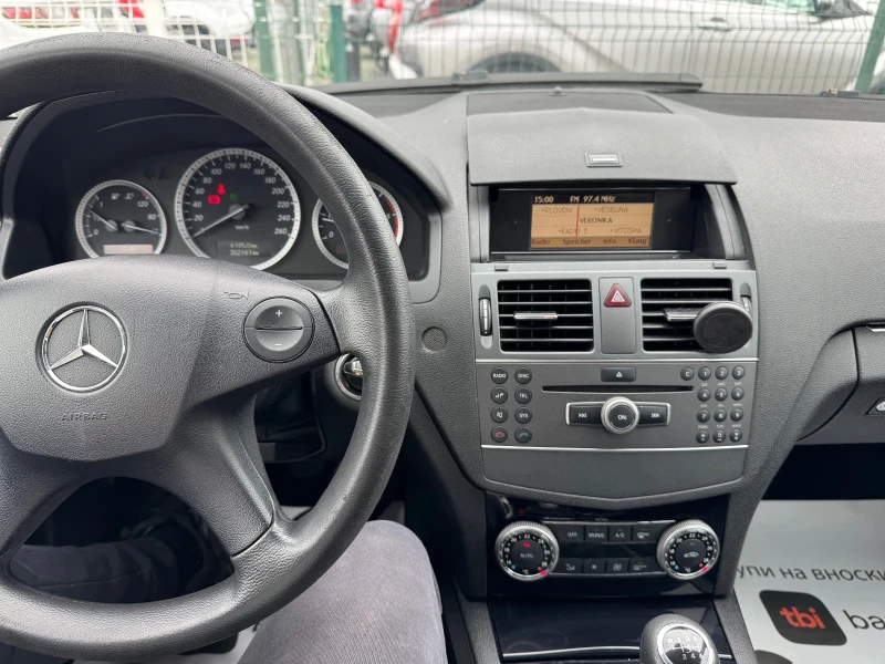 Mercedes-Benz C 220 CDI 170к.с ЕВРО5 Ръчка, снимка 16 - Автомобили и джипове - 52831588
