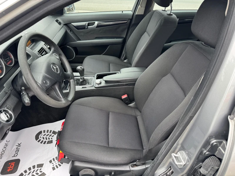 Mercedes-Benz C 220 CDI 170к.с ЕВРО5 Ръчка, снимка 9 - Автомобили и джипове - 52831588