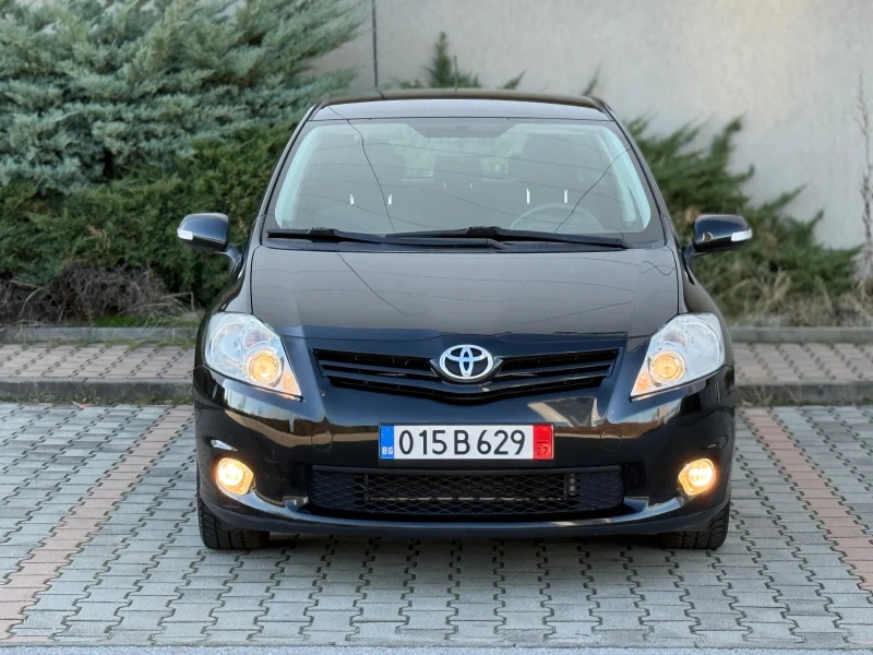 Toyota Auris 1.8i 147к.с. Фейслифт, снимка 3 - Автомобили и джипове - 52918599