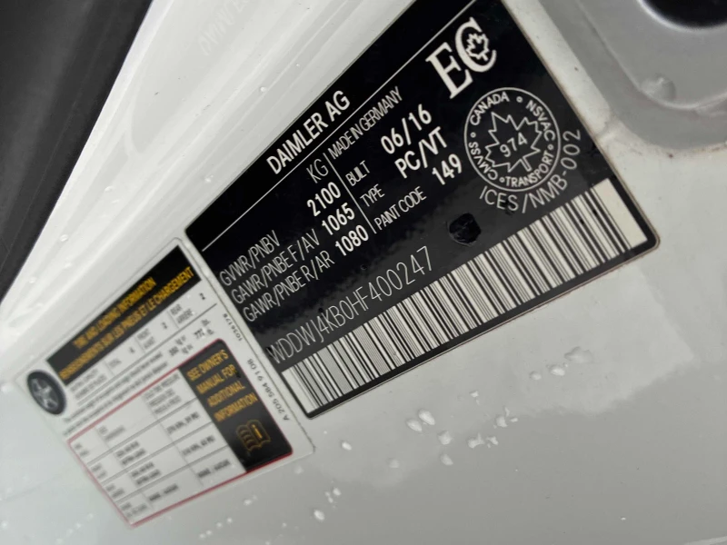 Mercedes-Benz C 300 * * CARFAX * * АВТО КРЕДИТ * * , снимка 11 - Автомобили и джипове - 53202828