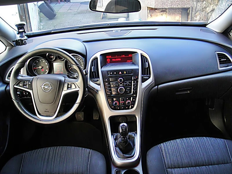 Opel Astra 1.4  ГЕРМАНИЯ, снимка 14 - Автомобили и джипове - 53237539