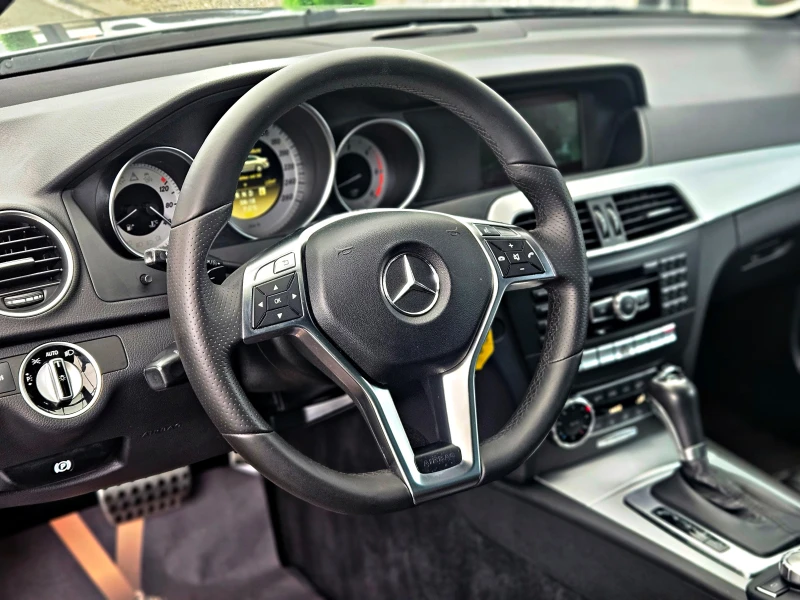 Mercedes-Benz C 350 AMG/AVANGARDE/FACE/GERMANY/ПОДГРЕВ/ADAPTIVE/LIZING, снимка 11 - Автомобили и джипове - 53279523