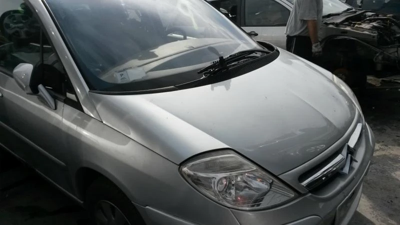 Citroen C8 2.2, снимка 2 - Автомобили и джипове - 45613943