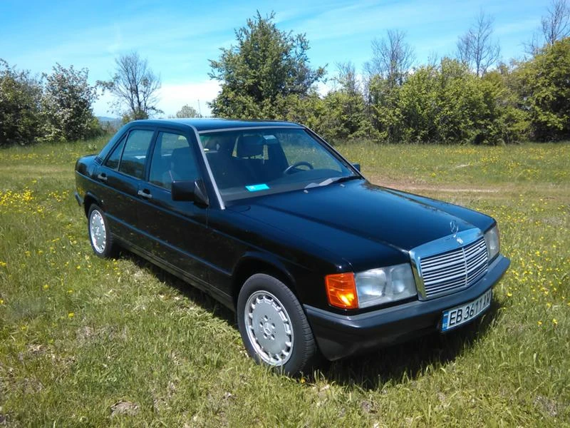 Mercedes-Benz 190, снимка 1 - Автомобили и джипове - 47514298