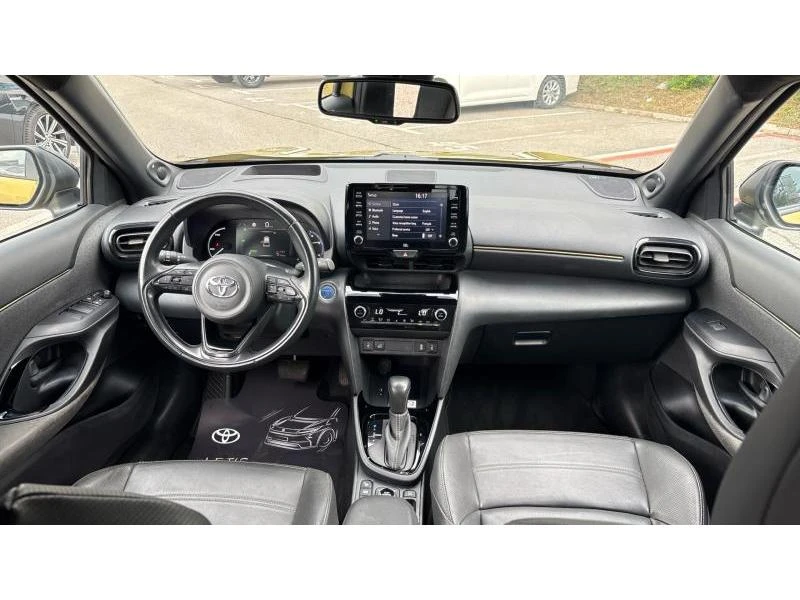 Toyota Yaris Cross 1.5 HSD PREMIERE EDITION AWD, снимка 8 - Автомобили и джипове - 54863607