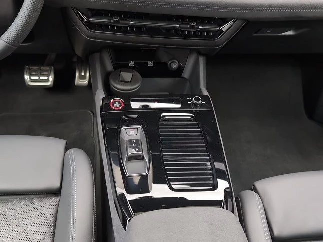 Audi S6 e-tron = Edition One = Гаранция, снимка 10 - Автомобили и джипове - 54970525