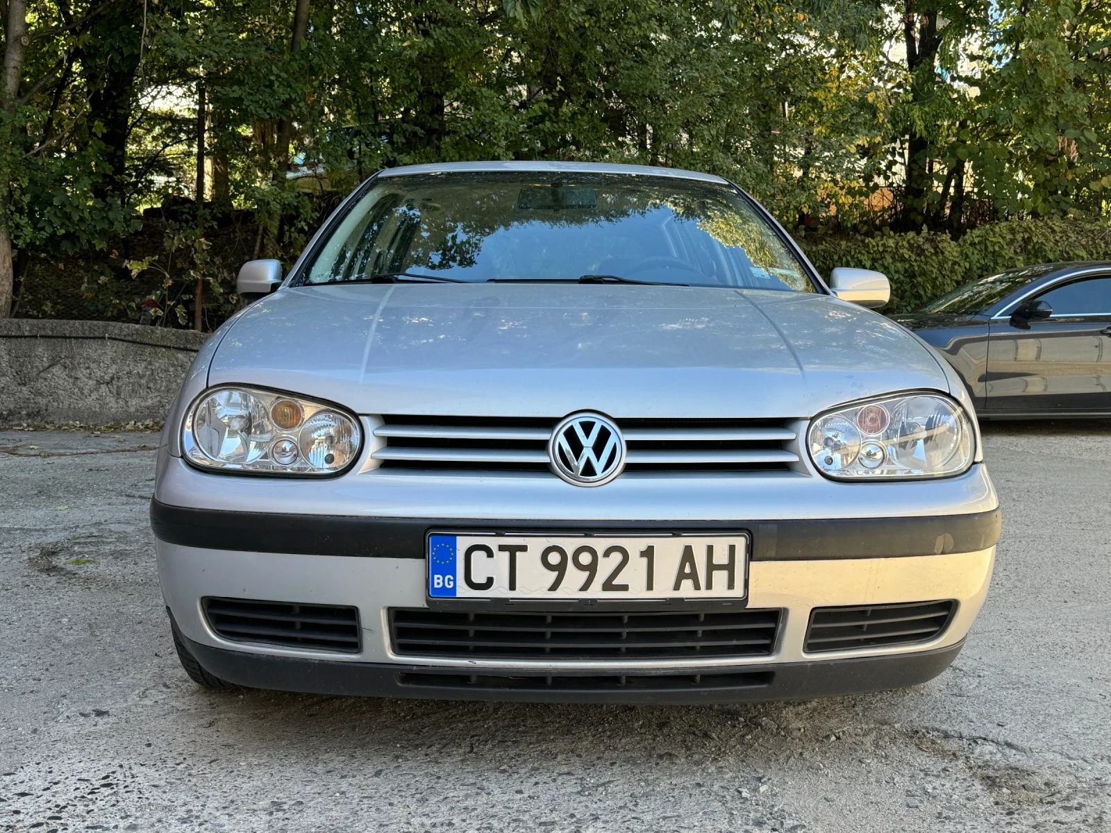 VW Golf 1.6i* Климатик - изображение 2