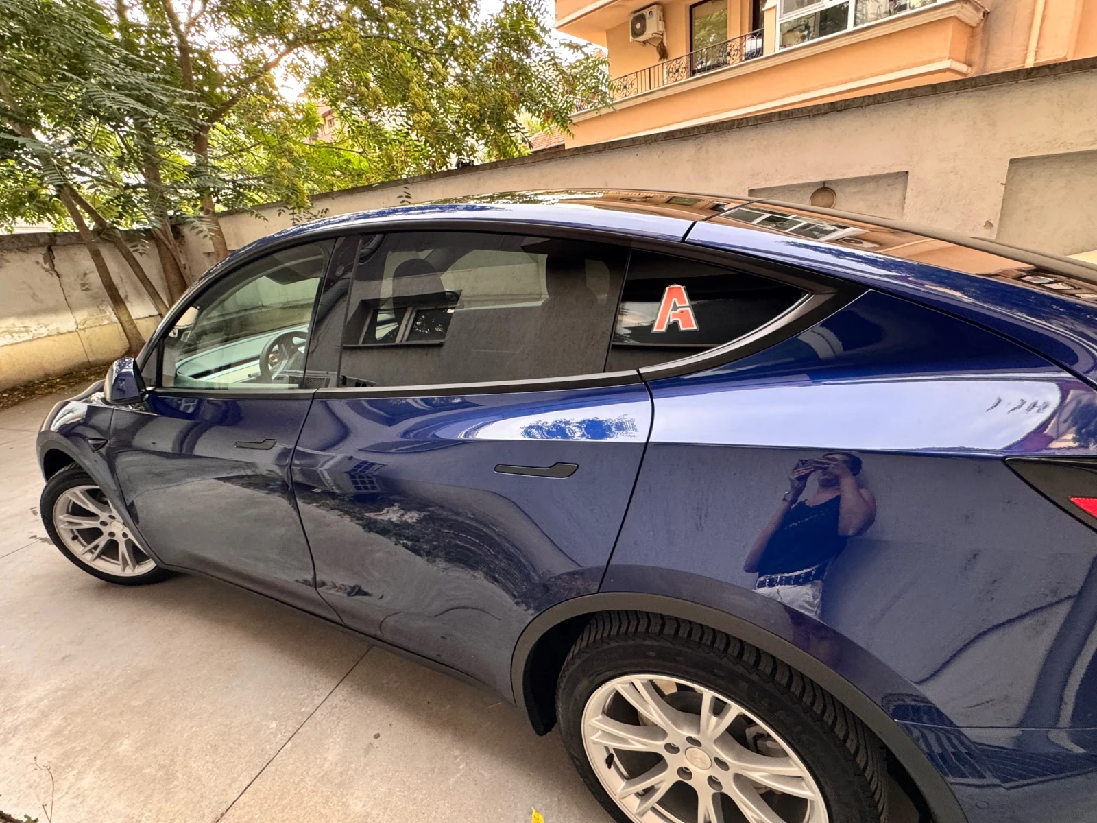 Tesla Model Y  - изображение 10