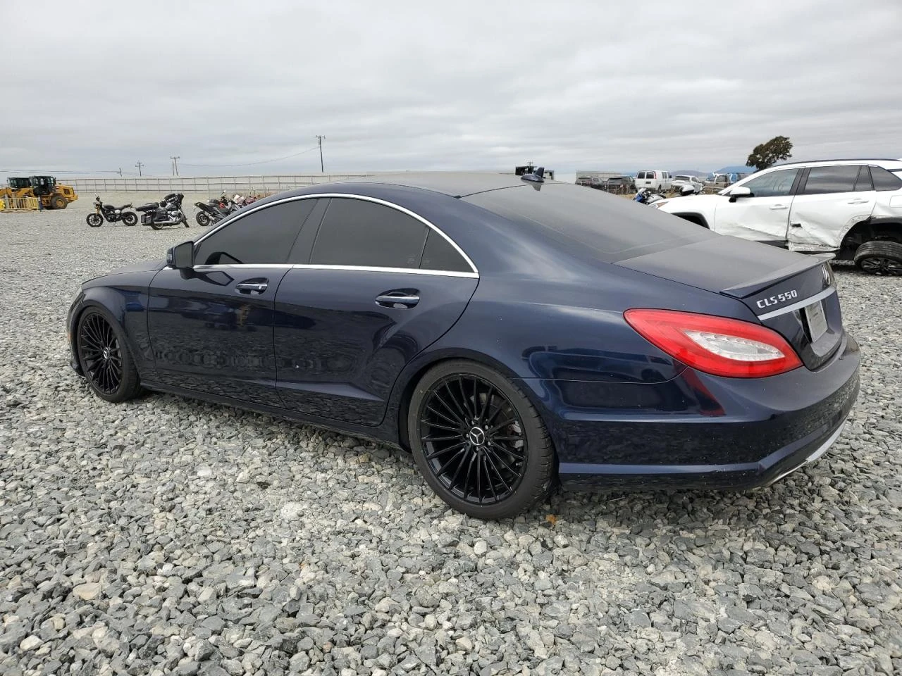 Mercedes-Benz CLS 500 550 AMG* HARMAN/KARDON* КАМЕРА* ШИБИДАХ* ОБДУХ - изображение 4