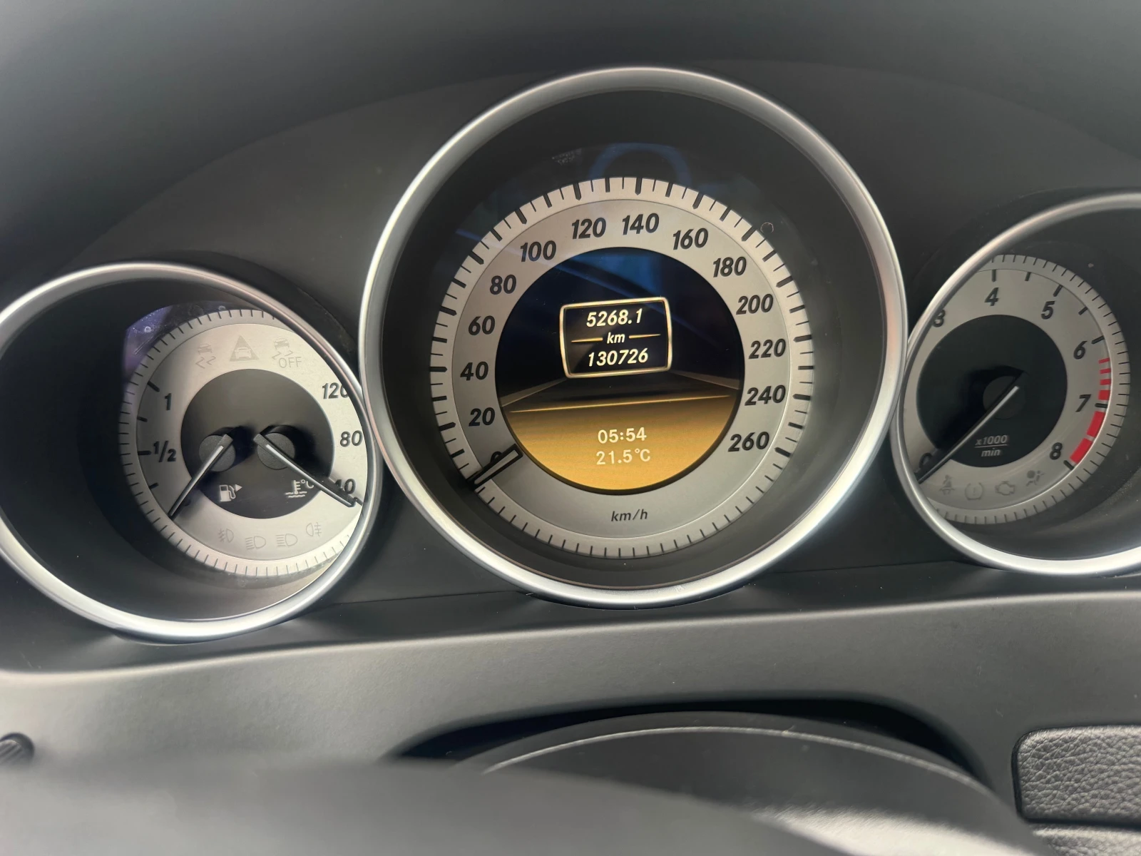 Mercedes-Benz C 180 C180 CGI AVANTGARDE | Mobile.bg — изображение 11