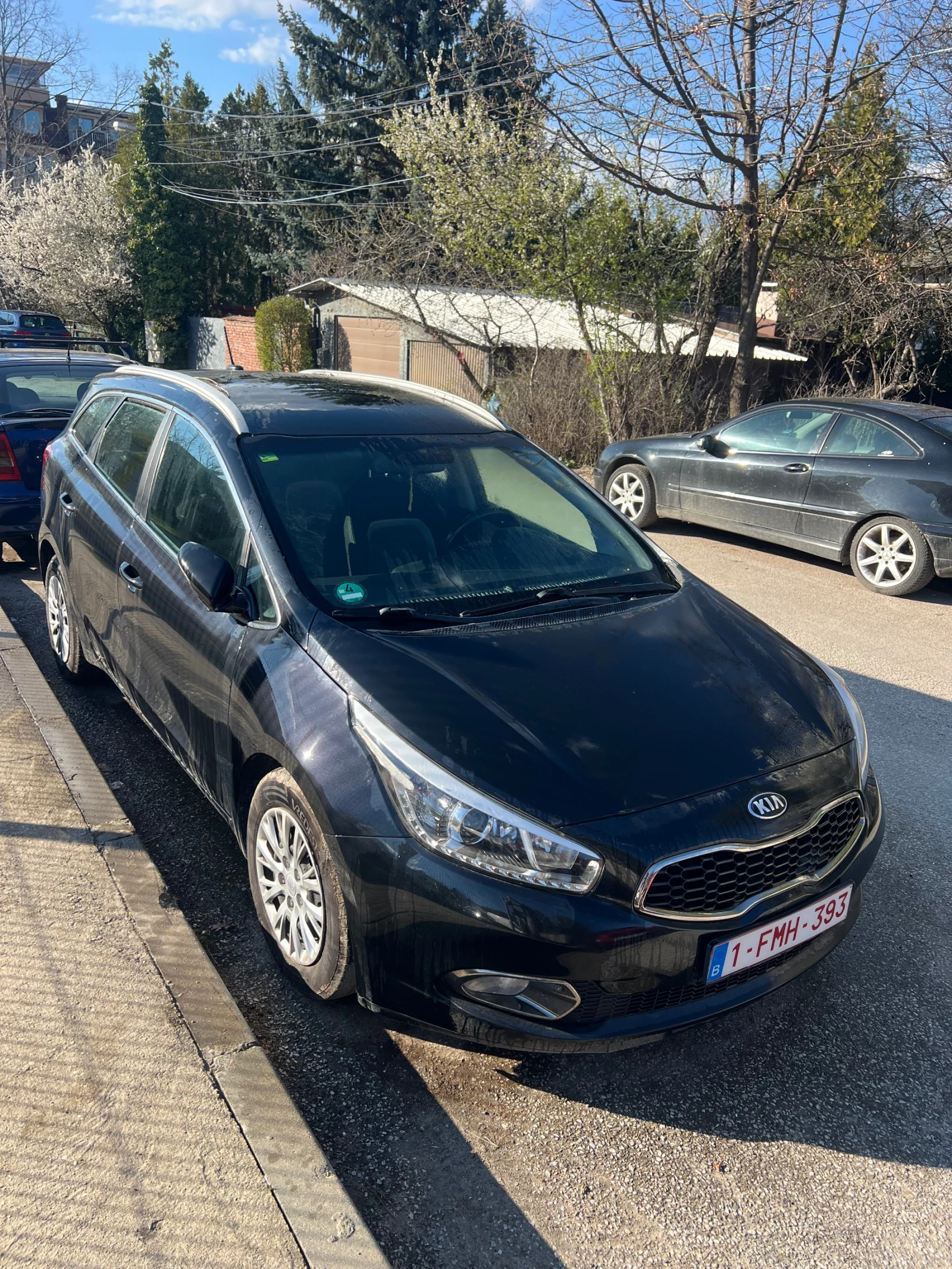 Kia Ceed 1.6, снимка 2 - Автомобили и джипове - 54081722