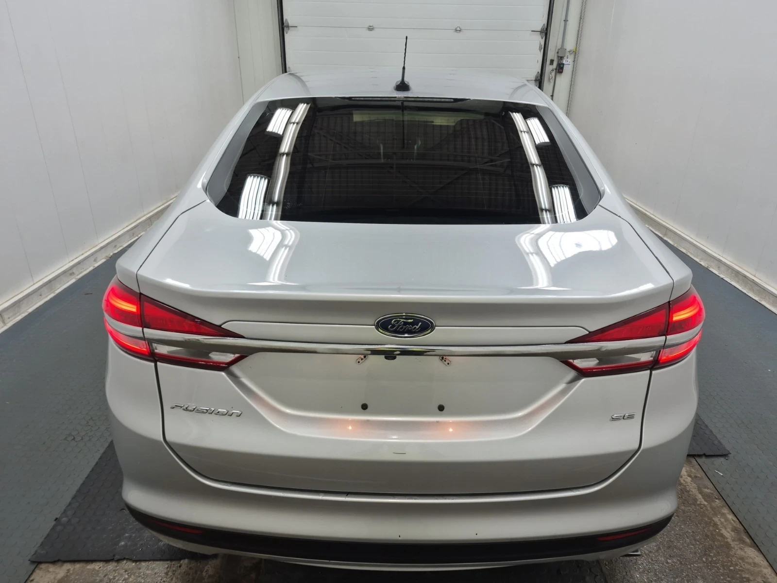 Ford Fusion SE * ПРЕДНО * 2.5 * АВТОМАТИК * СЕРВИЗНА ИСТОРИЯ *, снимка 5 - Автомобили и джипове - 54082008