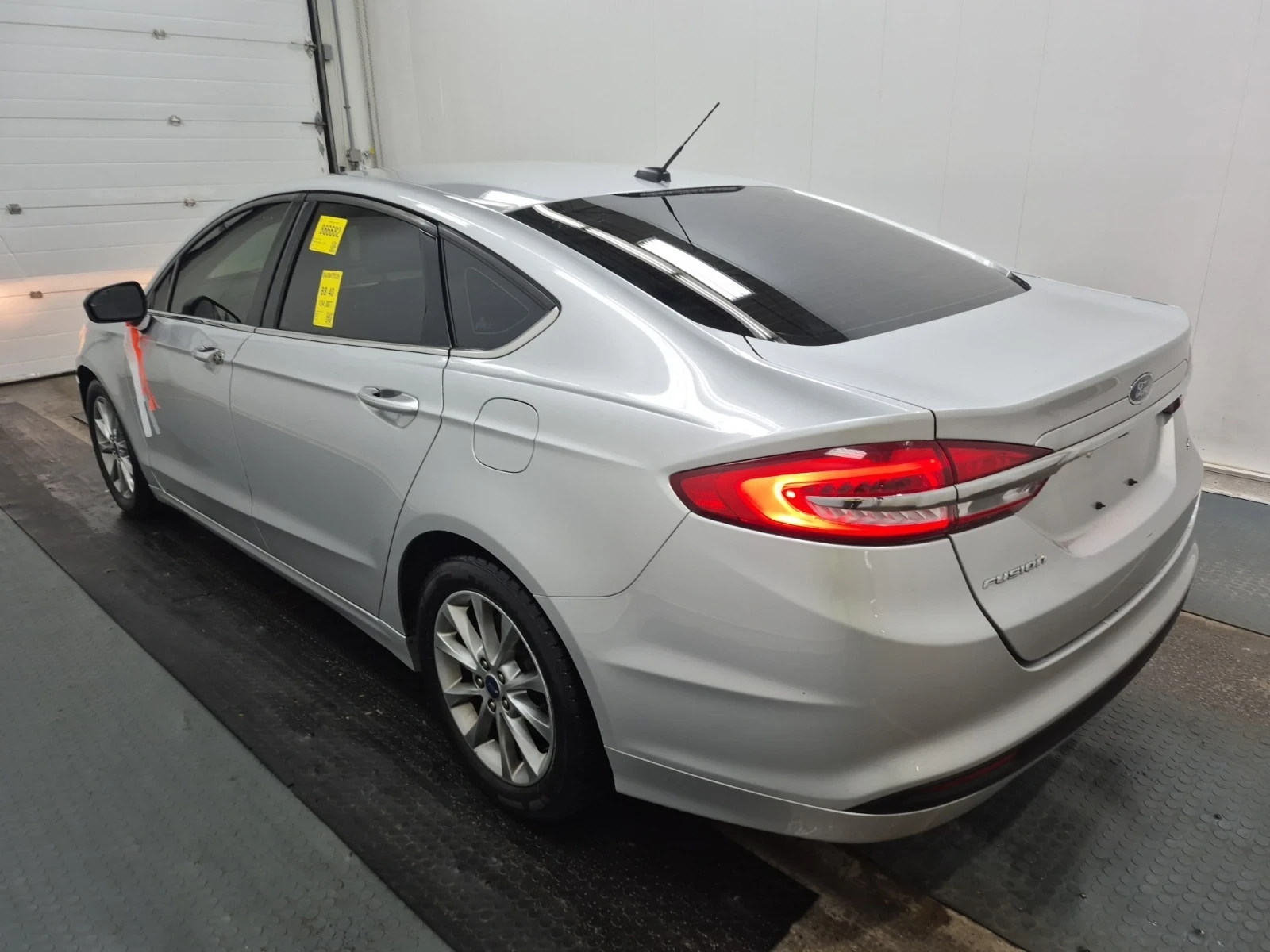 Ford Fusion SE * ПРЕДНО * 2.5 * АВТОМАТИК * СЕРВИЗНА ИСТОРИЯ *, снимка 6 - Автомобили и джипове - 54082008