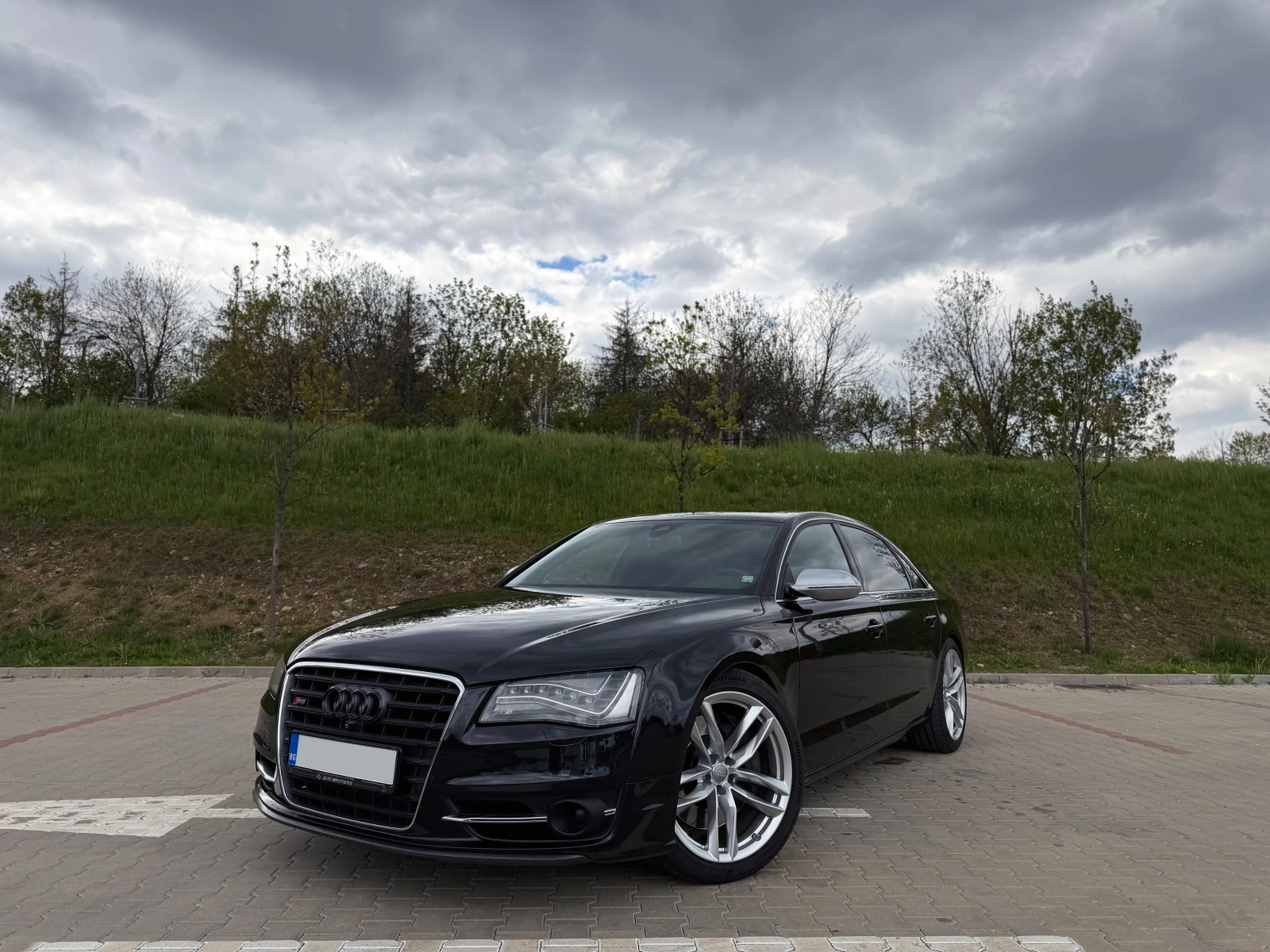 Audi A8 L S8 Package