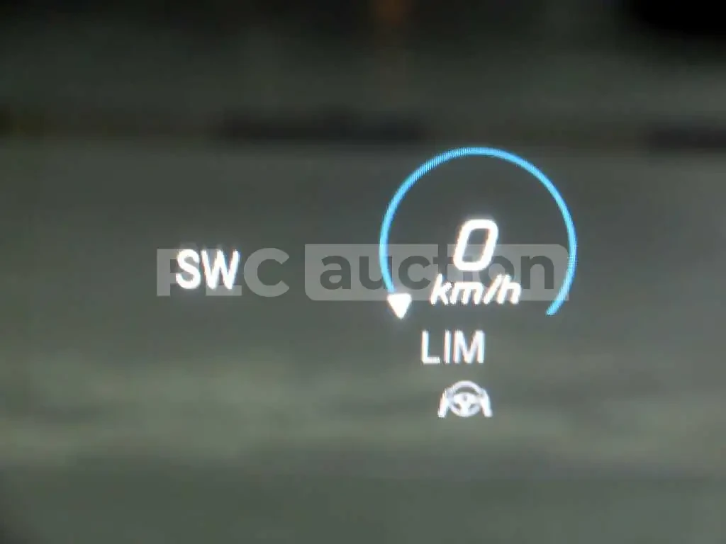 Mercedes-Benz E 220 ПОДГРЕВИ * ПАНО * KEYLESS * BURMESTER , снимка 16 - Автомобили и джипове - 54555015