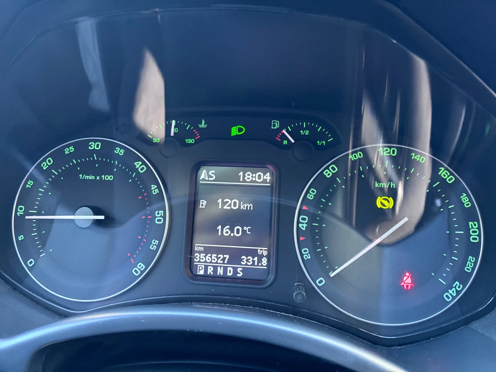 Skoda Octavia 1.9 TDI 105, снимка 5 - Автомобили и джипове - 54623268