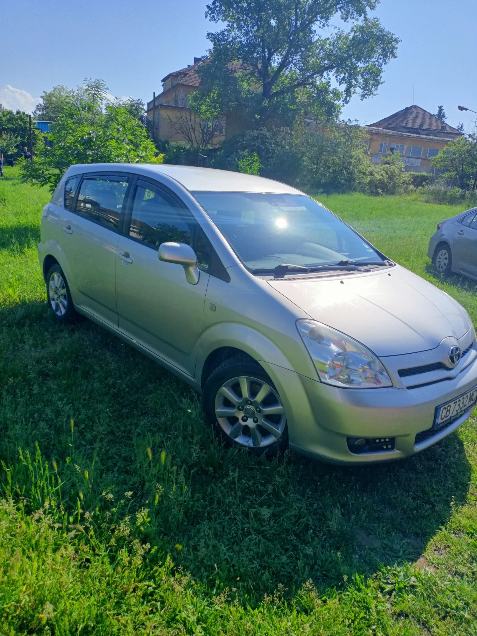Toyota Corolla verso, снимка 3 - Автомобили и джипове - 54665493