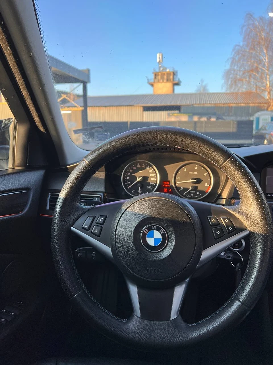 BMW 530 E60, снимка 4 - Автомобили и джипове - 54869379