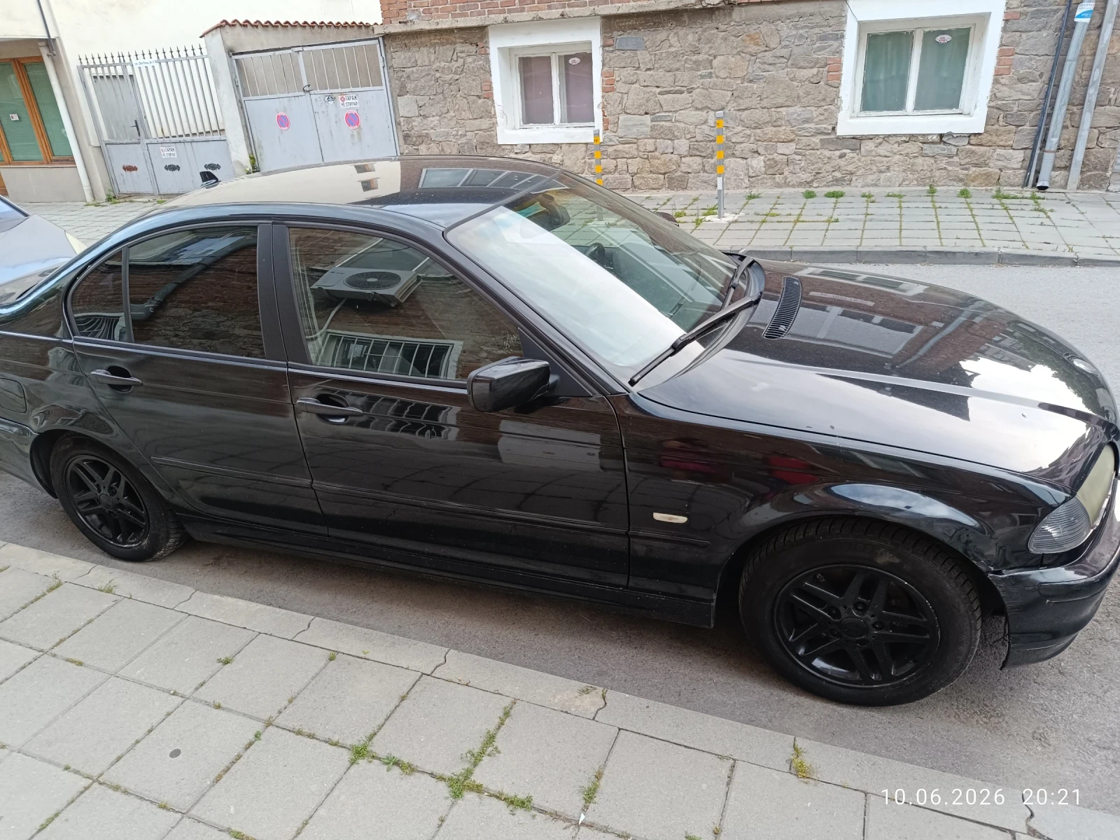 BMW 320, снимка 3 - Автомобили и джипове - 54978685