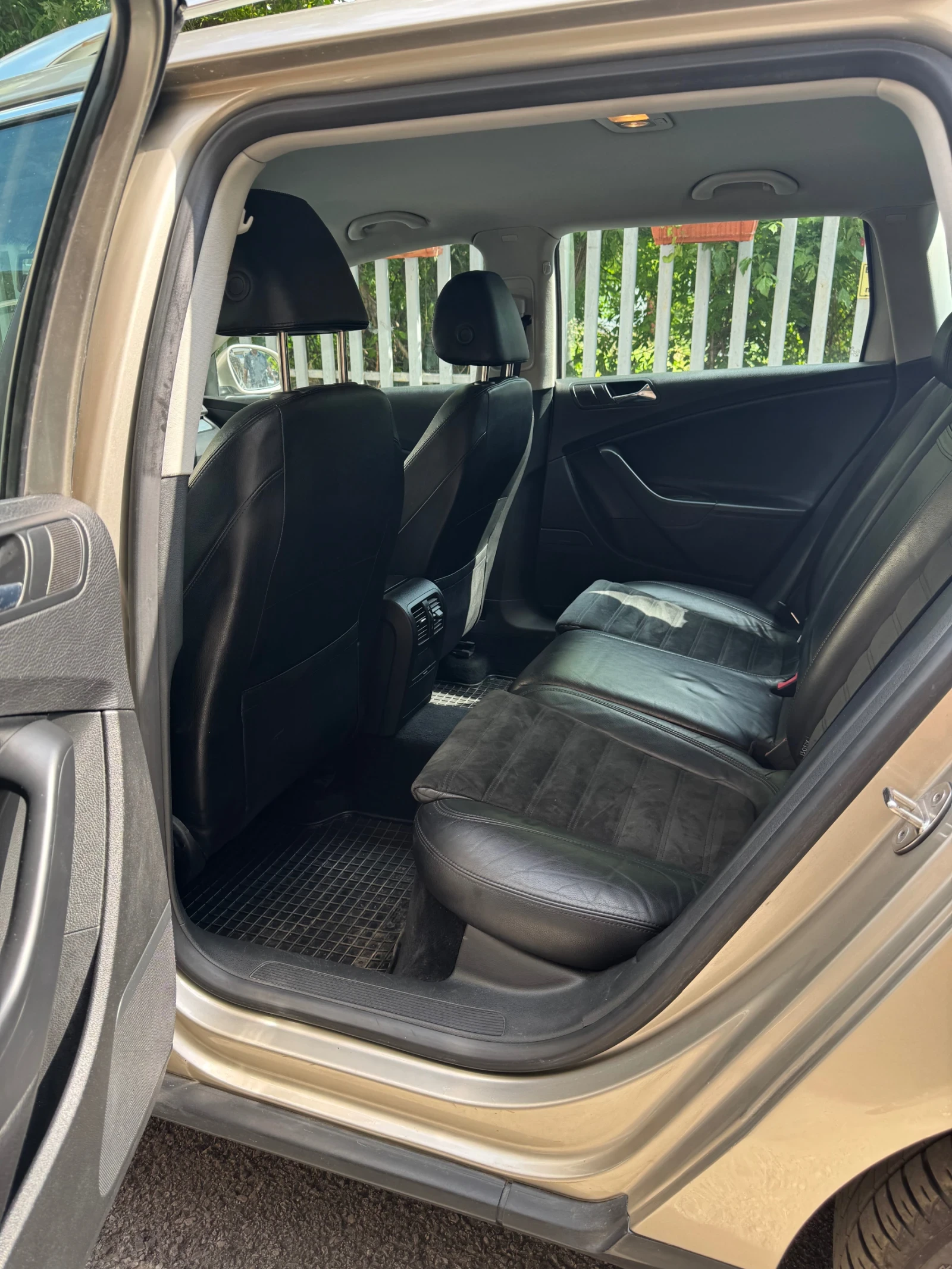 VW Passat 2.0 TDI 140к.с., снимка 10 - Автомобили и джипове - 55068089