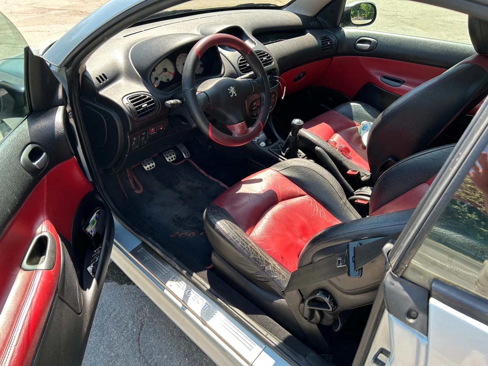 Peugeot 206 CC 2.0i 16V, снимка 9 - Автомобили и джипове - 55098918