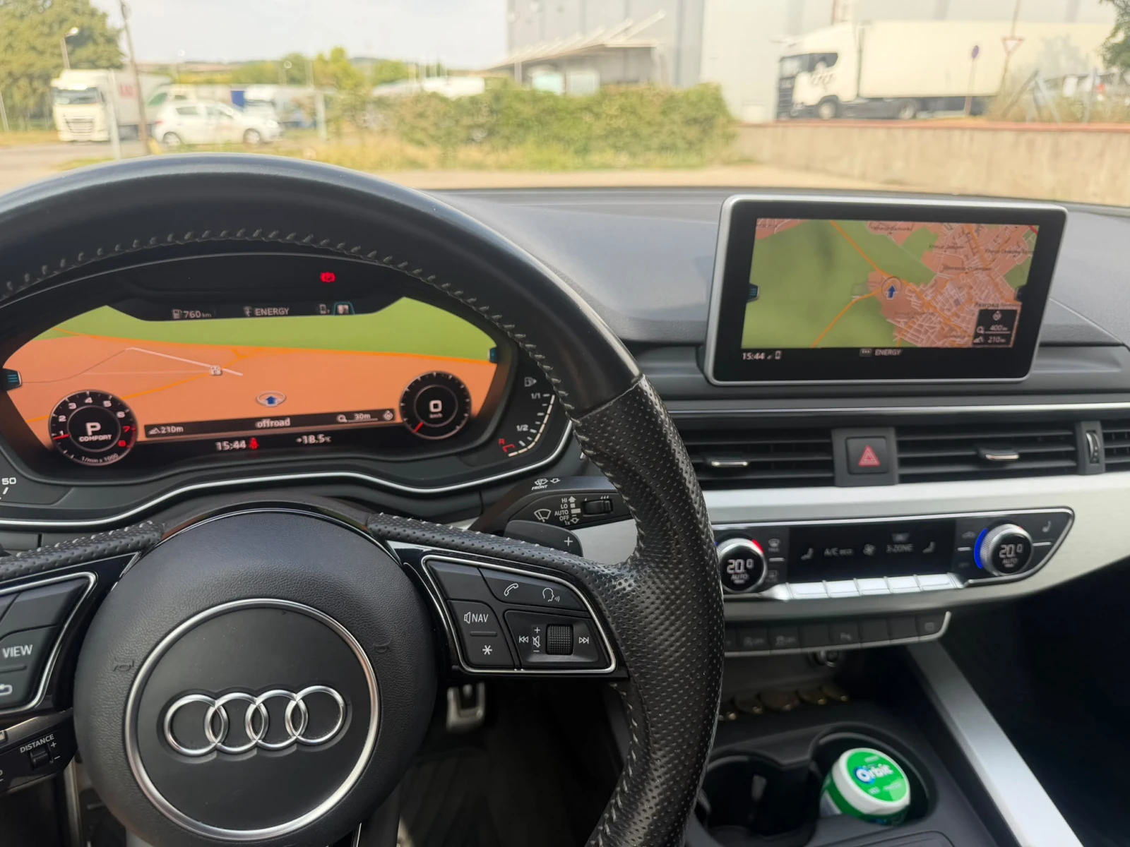 Audi A4, снимка 8 - Автомобили и джипове - 55656109