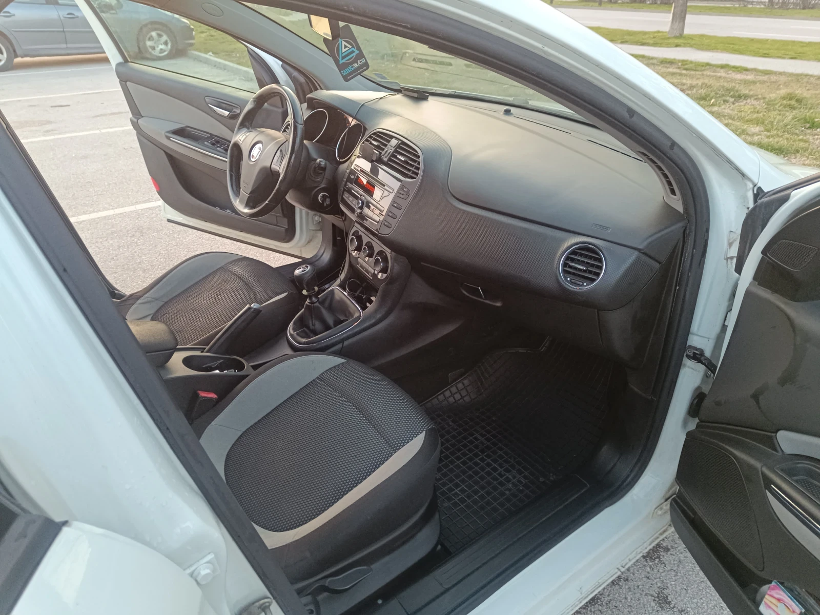 Fiat Bravo, снимка 11 - Автомобили и джипове - 55681374