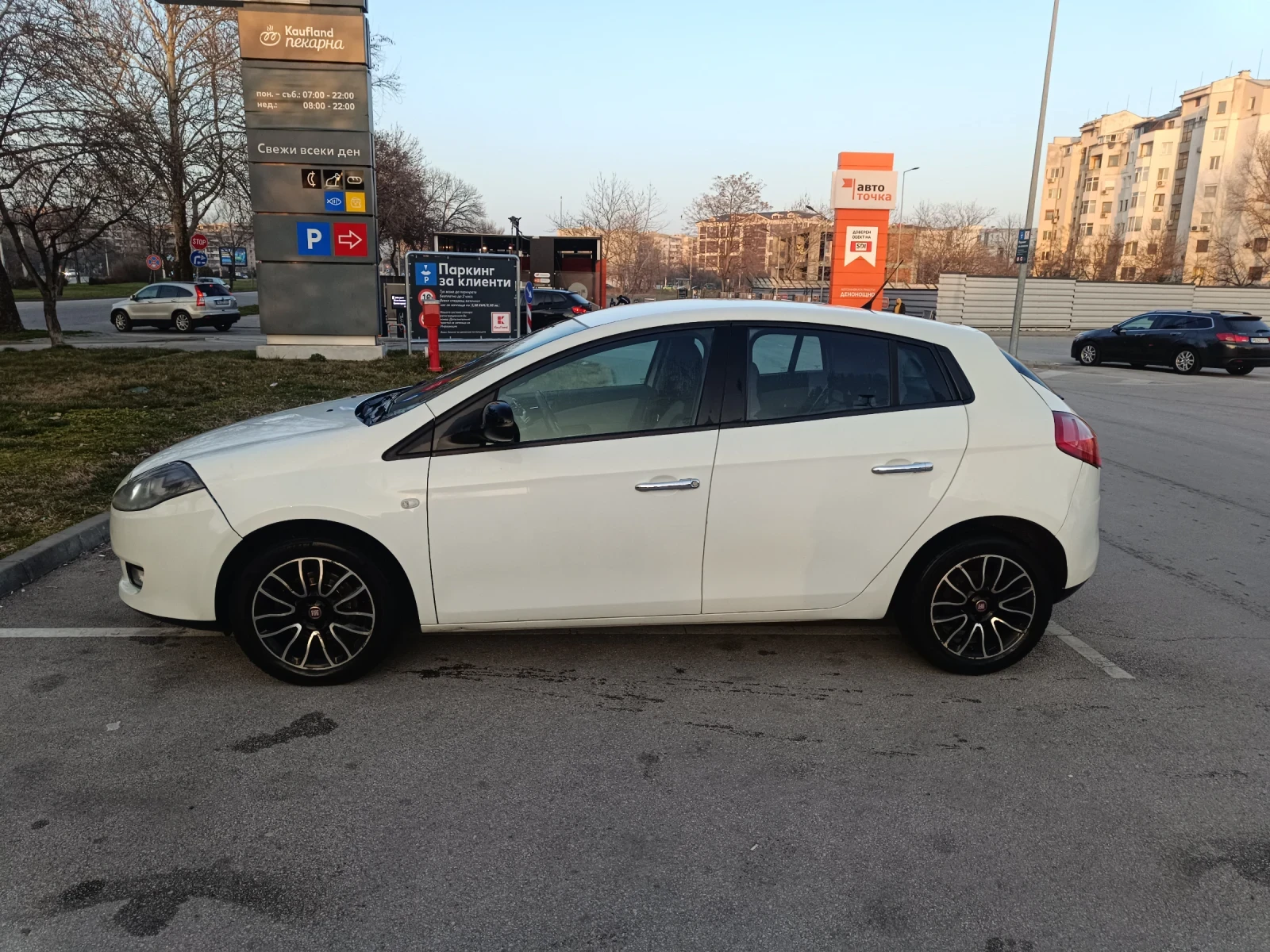 Fiat Bravo, снимка 6 - Автомобили и джипове - 55681374