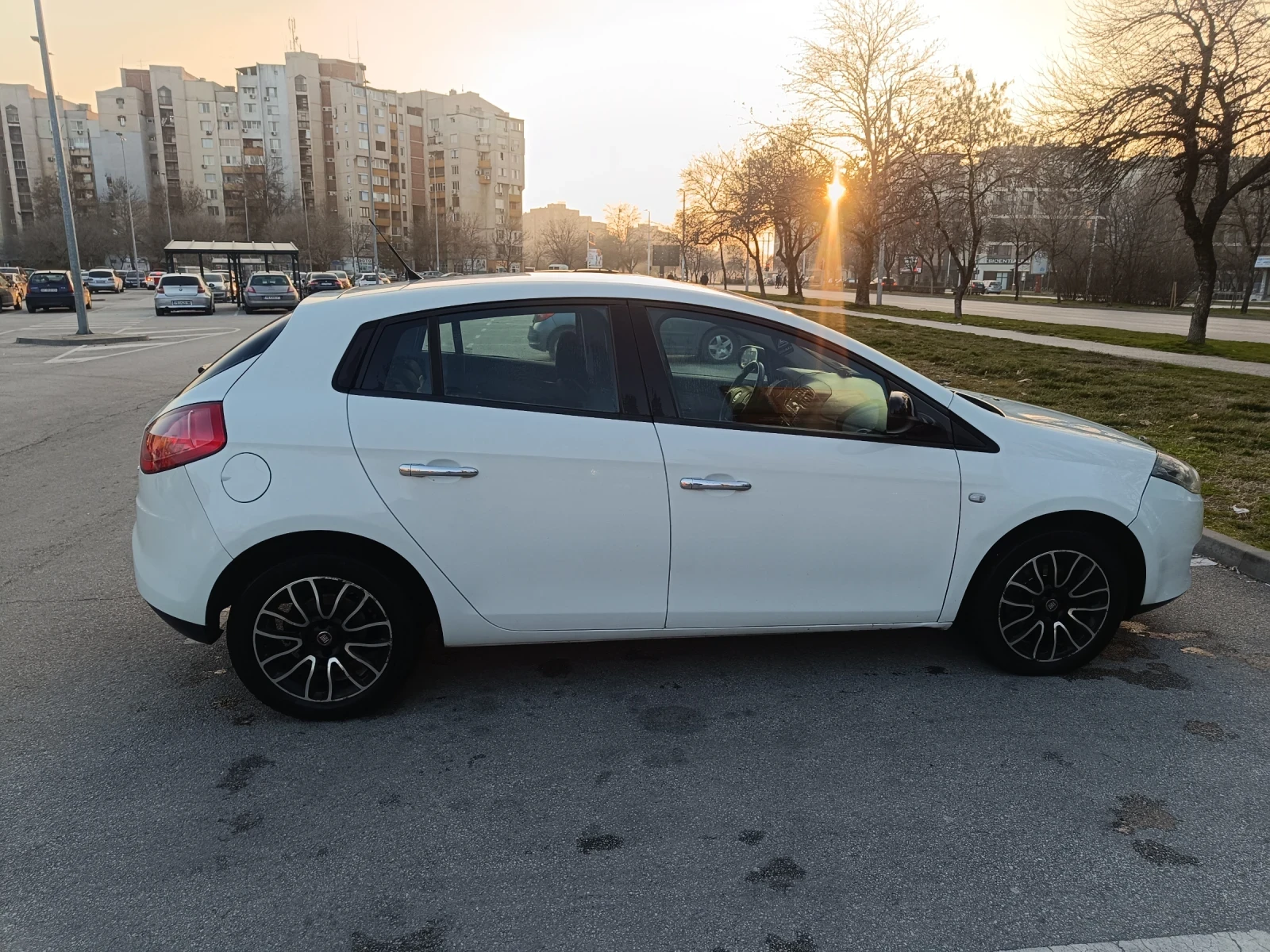 Fiat Bravo, снимка 4 - Автомобили и джипове - 55681374
