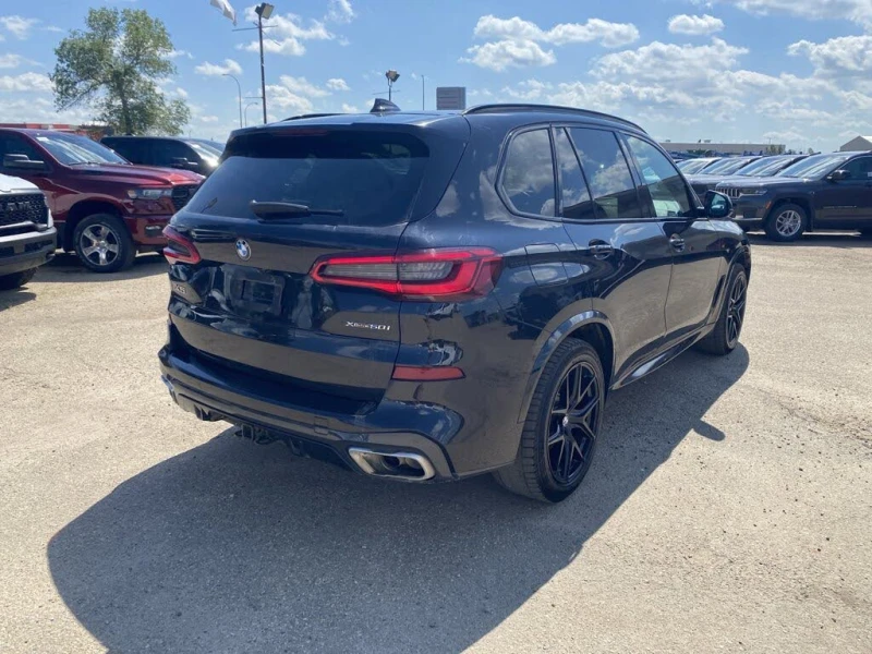 BMW X5 M-APCK* LASER* DISTRONIK* PANO* AMBIENT* 8ZF* SHOD, снимка 6 - Автомобили и джипове - 52752113