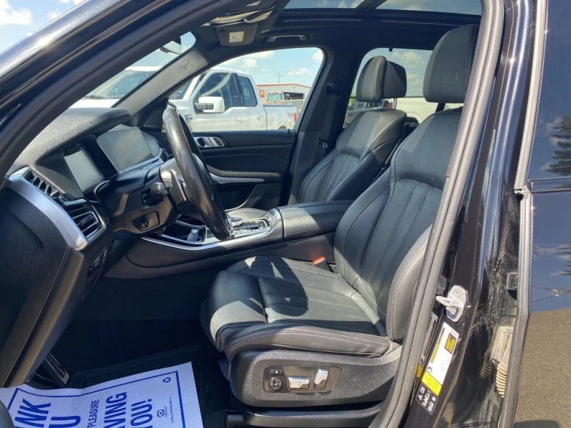 BMW X5 M-APCK* LASER* DISTRONIK* PANO* AMBIENT* 8ZF* SHOD, снимка 13 - Автомобили и джипове - 52752113