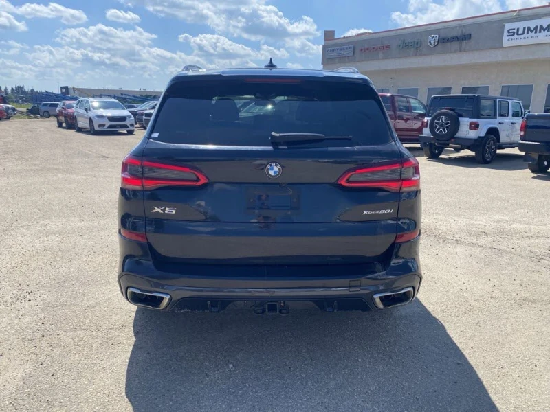 BMW X5 M-APCK* LASER* DISTRONIK* PANO* AMBIENT* 8ZF* SHOD, снимка 5 - Автомобили и джипове - 52752113