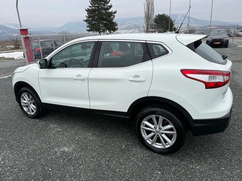 Nissan Qashqai (KATO НОВА), снимка 9 - Автомобили и джипове - 53332469