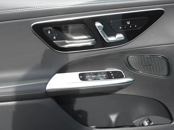 Mercedes-Benz GLC 220 d Coupe 4Matic = AMG Line = Advanced Plus  | Mobile.bg   3