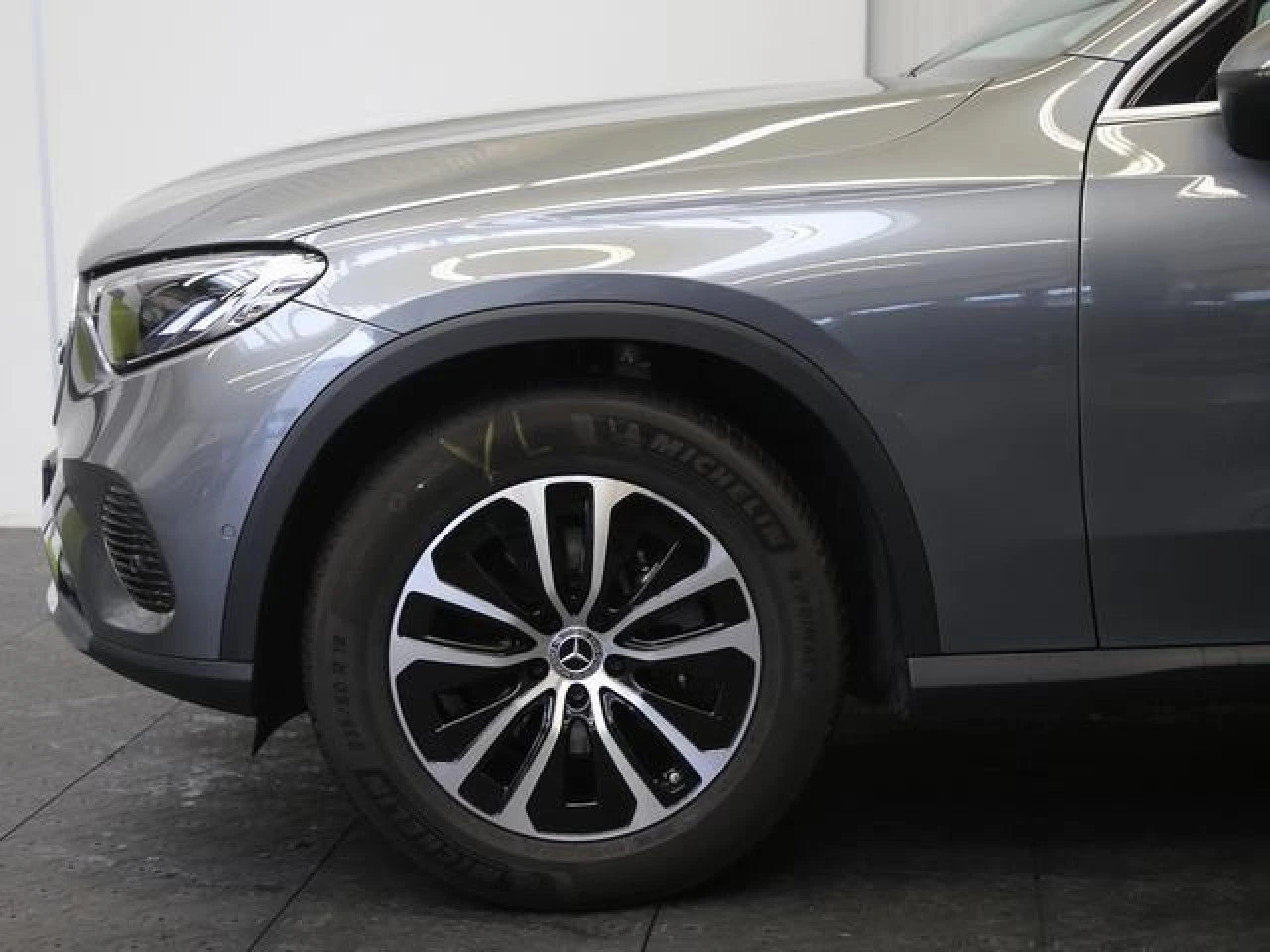 Mercedes-Benz GLC 220  - изображение 3