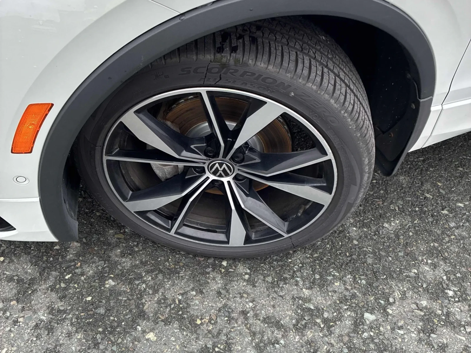 VW Tiguan * CARFAX *    | Mobile.bg   11