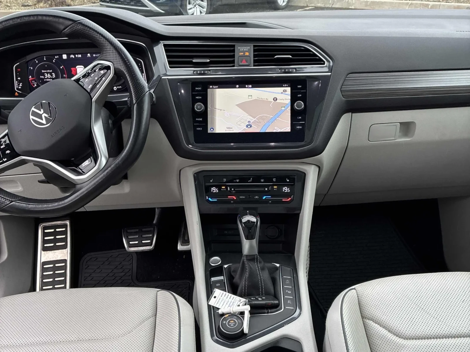 VW Tiguan * CARFAX *    | Mobile.bg   7