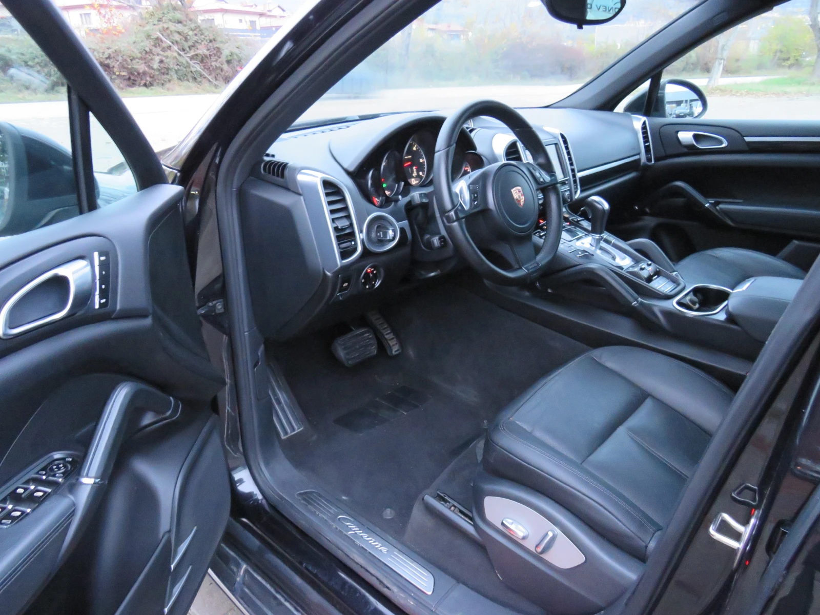 Porsche Cayenne * 3.0TDI PANORAMA 8ZF NAVI * * *  - изображение 8