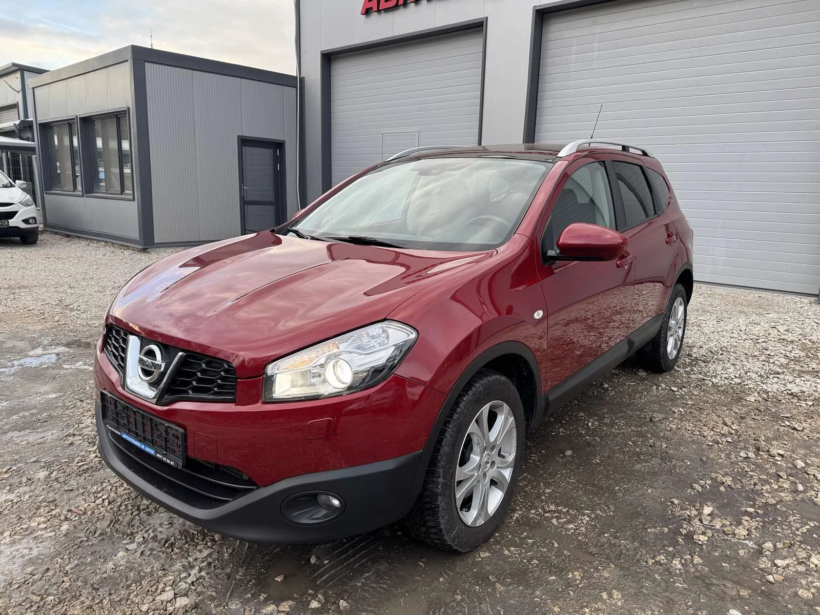 Nissan Qashqai 2.0DIESEL* FACE* 4X4* 7MESTA* PANORAMA | Mobile.bg � ����������� 1