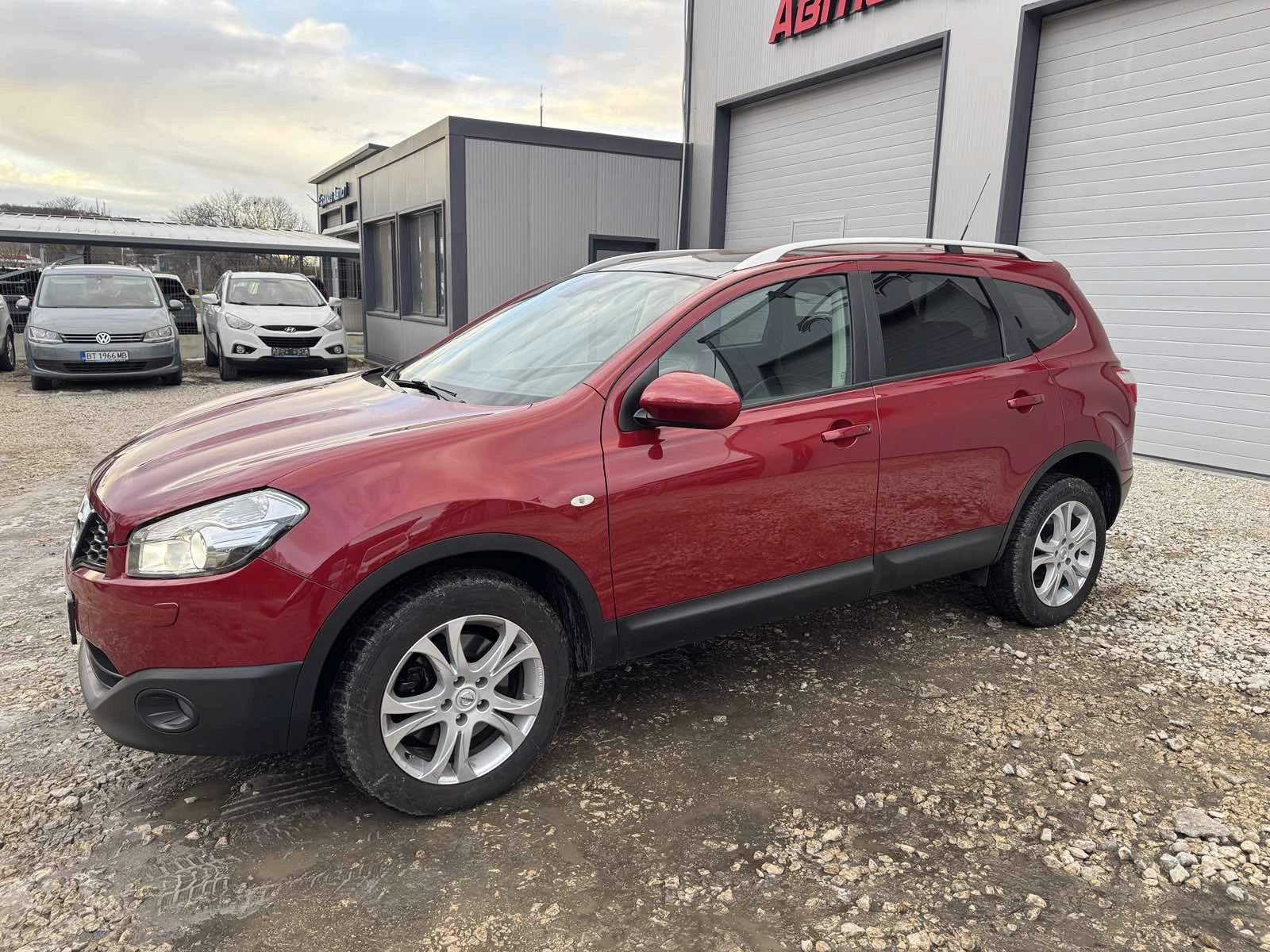 Nissan Qashqai 2.0DIESEL* FACE* 4X4* 7MESTA* PANORAMA | Mobile.bg � ����������� 4