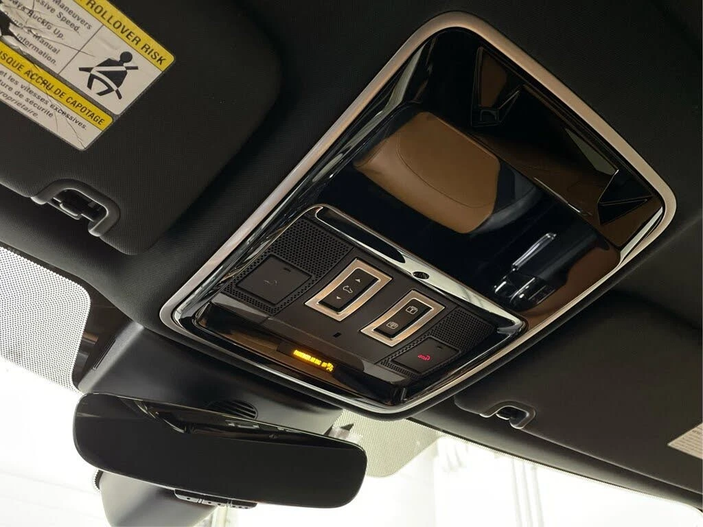 Land Rover Range rover Sport SVR 4WD* АвтоКредит* (Цена до БГ) , снимка 14 - Автомобили и джипове - 53996465