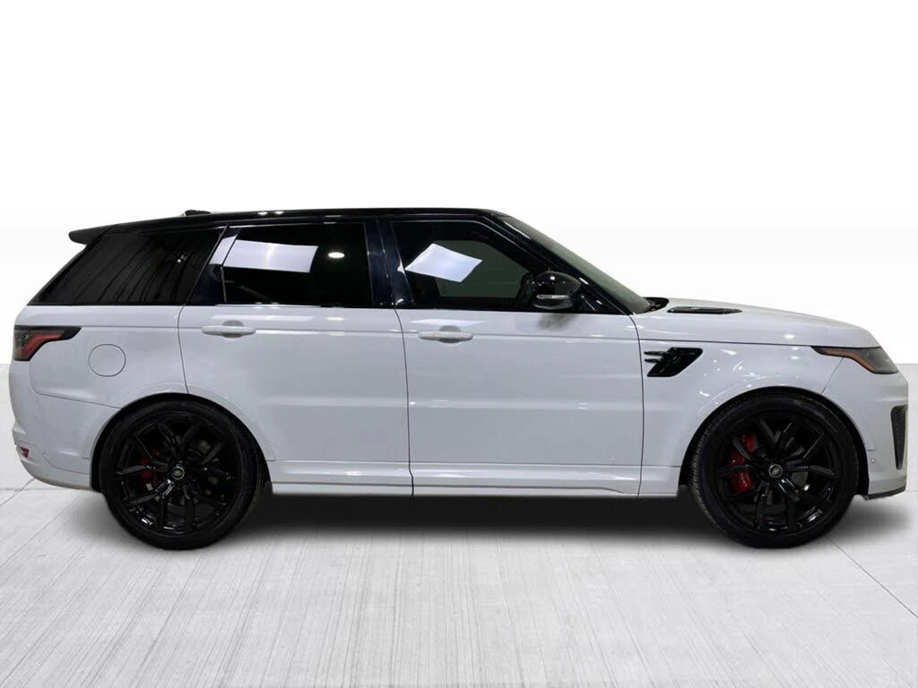 Land Rover Range rover Sport SVR 4WD* АвтоКредит* (Цена до БГ) , снимка 3 - Автомобили и джипове - 53996465