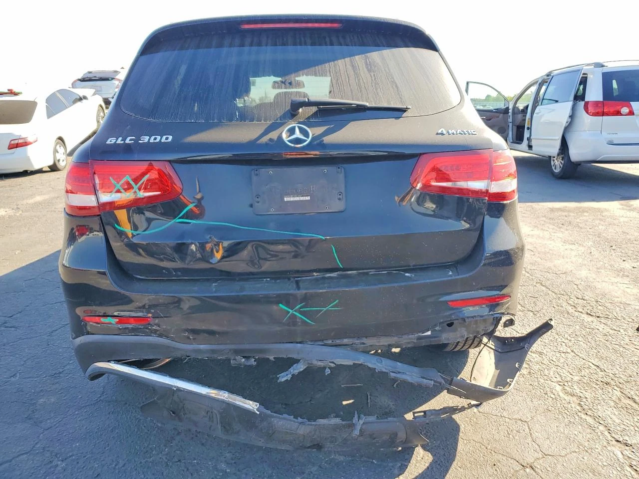 Mercedes-Benz GLC 300 4MATIC AMG PKG| BURMESTER| ПОДГРЕВ, снимка 6 - Автомобили и джипове - 54060819