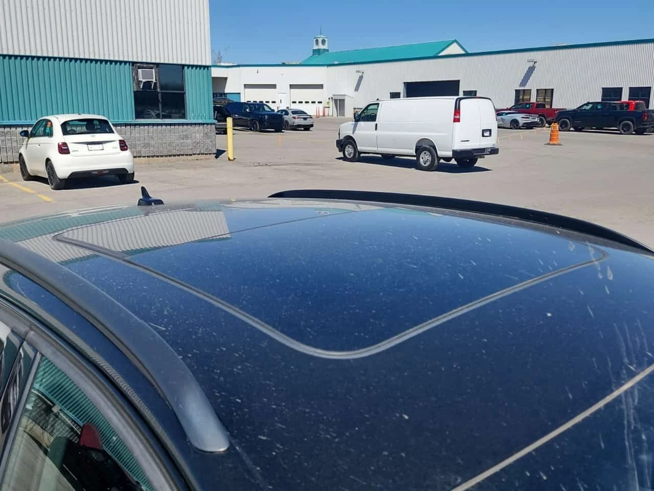 Audi Q3 TECHNIK| BANG & OLUFSEN| PANORAMA| CARFAX| , снимка 6 - Автомобили и джипове - 54318134